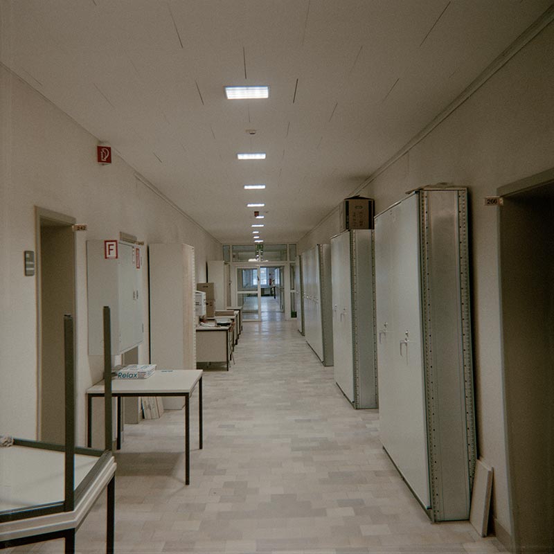 Geheimnisträger (50 of 55 images), 2010